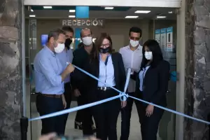 Inauguran remodelacin de oficinas comerciales de Aguas de Catamarca