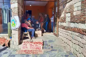 Por puestos de trabajo, se encadenaron 20 personas en Beln