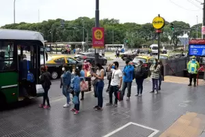 Amenazan con un paro de colectivos si Nacin no salda los subsidios adeudados