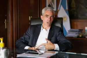 Conmoci�n en el sector pol�tico por la muerte de Mario Meoni