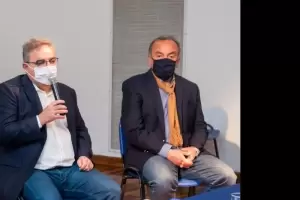 Aporte de 34 millones de pesos a El Alto para la adquisicin de maquinaria vial