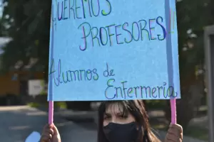Alumnos del IES Jos Cubas sin clases virtuales, ni profesores: Estamos en la nada