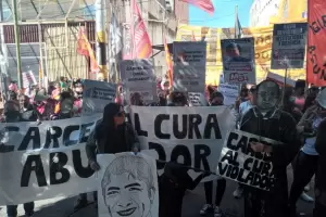 Abuso eclesistico: una multitud para seguir la sentencia