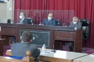 La fiscala pidi penas de hasta 10 aos y hoy, continuarn los alegatos y el tribunal podra dictar la sentencia