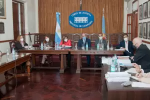 Por unanimidad destituyeron al fiscal Flores