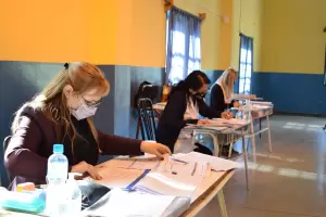 Polmica en la previa de la opcin de cargos en los IES, por la reduccin en el mximo de horas docentes