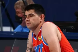 Deck termin su vinculo con Oklahoma  y tiene 48 horas para negociar con otra institucin