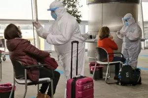 La ANMAT aprob el primer hisopo nasofaringeo de produccin nacional para detectar el coronavirus