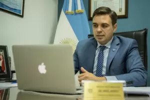 Senador Barot: "Han pasado los lmites normales de hacer poltica y tocaron temas muy delicados"