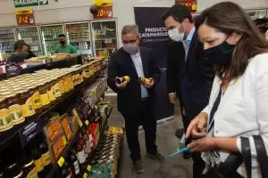 Se lanz programa para facilitar el acceso de PyMES a supermercados