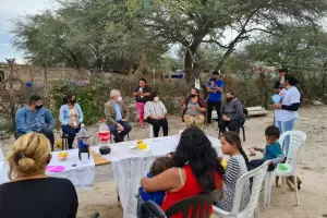 Manzi acompa a las Madres del Dolor en Termas de Ro Hondo