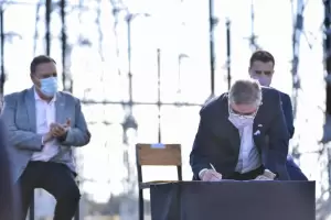 Jalil y el gobernador Quintela inauguraron ampliacin de una estacin transformadora