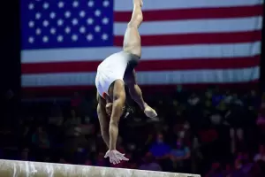 Simone Biles volvi a hacer historia: se consagr con un doble salto nunca visto en la gimnasia artstica femenina