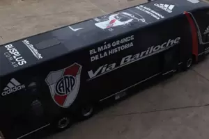 Tristeza en River: muri el chofer del micro del plantel profesional tras contagiarse de coronavirus