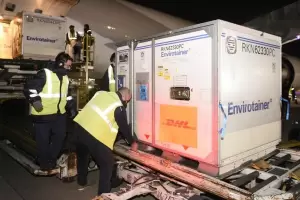 Coronavirus: llegaron ms de 2,1 millones de dosis de la vacuna de AstraZeneca