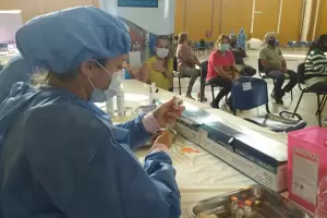 Baja en casos y decesos: se registraron 305 contagios y dos muertes