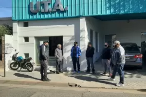 UTA ratific el paro por tiempo indeterminado y anunci "cortes en diferentes sectores de la provincia"
