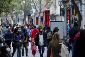 Da del Padre y el frenes de las compras