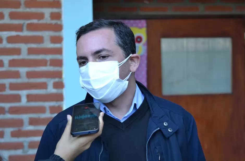 Ministro de Agricultura y Ganadera, Csar Tobas.