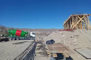 Los puentes, R�o el Bols�n y Cura Quebrada podr�an estar listo antes de fin de a�o