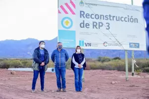 Jalil anunci� la construcci�n de un puente y recorri� obras viales, de salud y saneamiento en Tinogasta