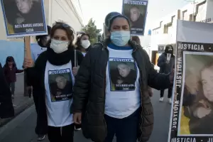 Protesta contra el Sanatorio Pasteur por denuncia de presunta cremacin errnea