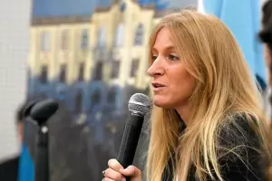 Carignano: "Restringimos vuelos porque estamos preocupados por la entrada de la variante Delta"