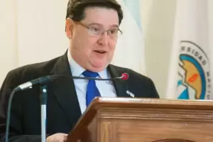 Muri por Covid el secretario de Bienestar Universitario y Asuntos Estudiantiles de la UNCA