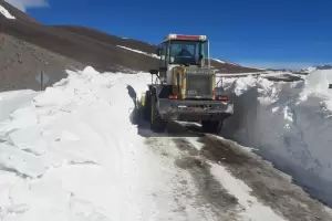 Paso de San Francisco: se habilit el paso de cargas especiales