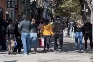 Dos fallecidos y 157 casos se registraron este viernes