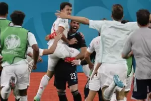 Decisivo: Unai Simn lleva a Espaa a semifinales