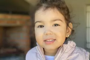 Una nena de 2 aos necesita con urgencia dadores de sangre