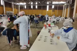 Segunda dosis de Moderna para mayores de 60 aos