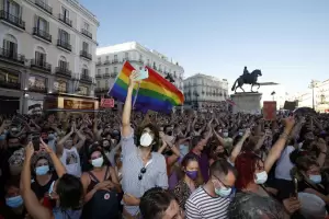 Una patota mat a golpes a un joven gay y toda Espaa reclama Justicia