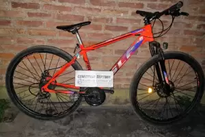 Demoran a un adolescente por el robo de una bici en la zona norte