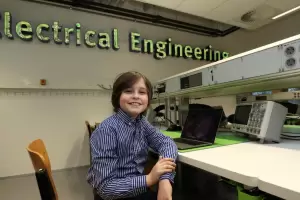 Superdotado: un nio de 11 aos termin la carrera de Fsica en nueve meses con una altsima nota promedio