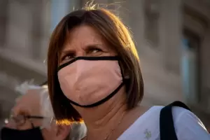 El Gobierno critic nuevamente a Patricia Bullrich por no repudiar el ataque a Cristina