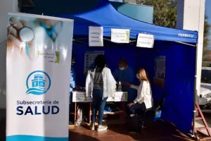 Instalaron una carpa de prevencin de salud en el parador de Tres Puentes