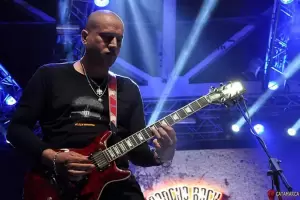 Muri por coronavirus Daniel Castelli, guitarrista de La Maza