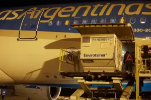 Llegaron nuevas dosis de Sinopharm y Argentina super� las 28 millones de vacunas recibidas