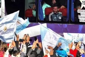 La Selecci�n Argentina regres� al pa�s para continuar con los festejos