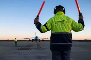 Parti otro vuelo de Aerolneas Argentinas a China para traer ms dosis de Sinopharm