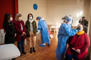 Comenz el operativo sanitario por la Fiesta Nacional del Poncho: se detectaron dos casos positivos