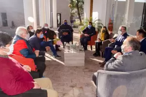 El Gobernador se reuni� con intendentes