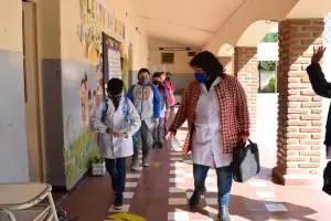 Sin Fernndez, pero con el ministro de Educacin de la Nacin, inicia un nuevo ciclo lectivo