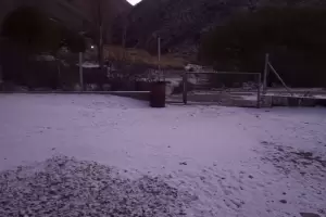 Padres de alumnos del norte de Fiambal piden mejorar las condiciones de las escuelas