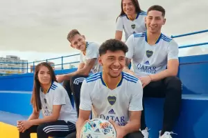 Boca present su nueva camiseta alternativa