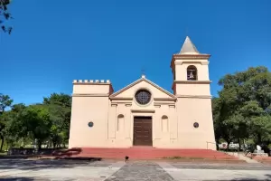 Piden que se retrate el logo de la beatificacin en la explanada de la iglesia de San Jos
