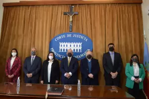 Fernanda Rosales jur como nueva miembro de la Corte de Justicia