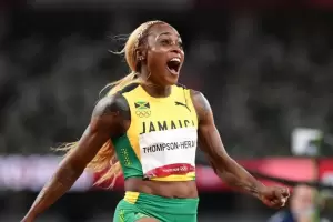 La Jamaiquina Thompson logr la medalla de Oro con rcord en los 100 metros llanos